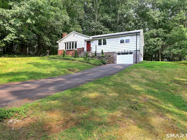 46 Forest Court North, Hamden, CT 06518