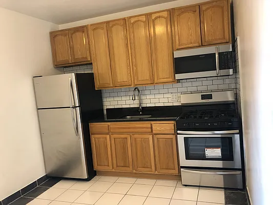 Rented by Vass Stevens Group | media 12