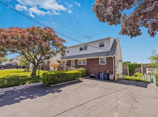 88 Maple Ave, Woodland Park, NJ 07424