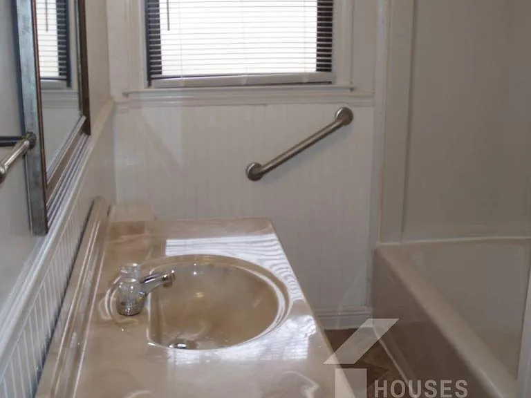 27 Flower Dr — Photo 16