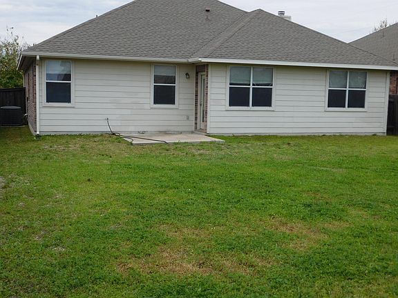 3rd image of 11605 Shadow Creek Dr