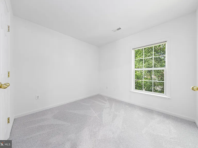 2032 S Langley St — Photo 22
