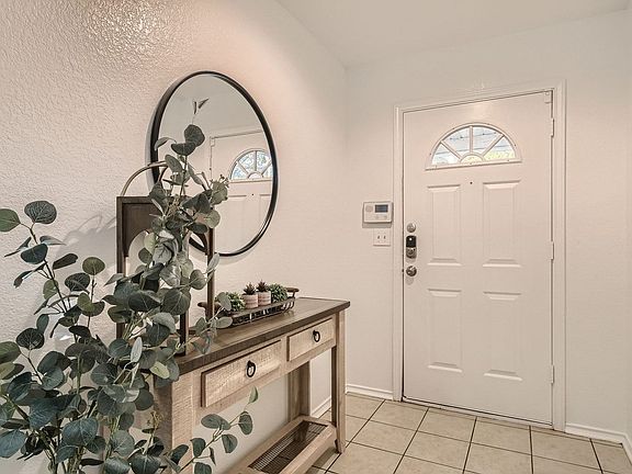 4th image of 7012 Encanto Trl