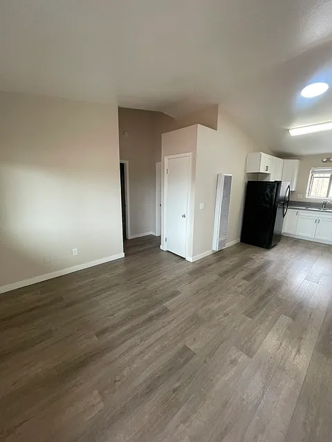 2 bed, 635 sqft, $2,050 — Photo 4