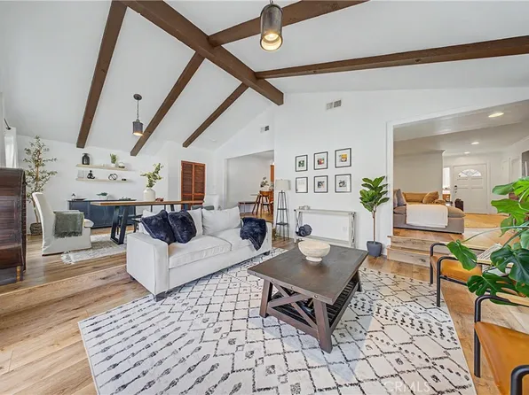 16249 Chatsworth St, Granada Hills, CA 91344