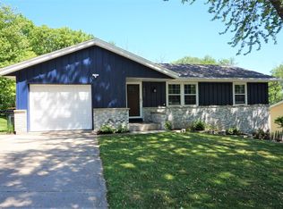 1321 N 10th Ave, West Bend, WI 53090