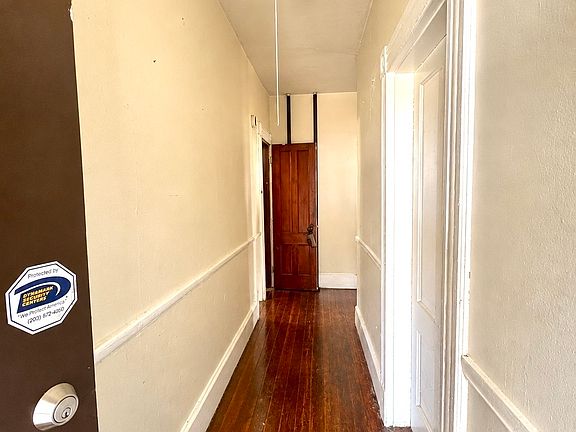 3rd image of 61-63 Elliott Street