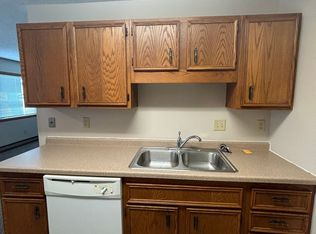 1408 Oak Manor Ave S #118, Fargo, ND 58103