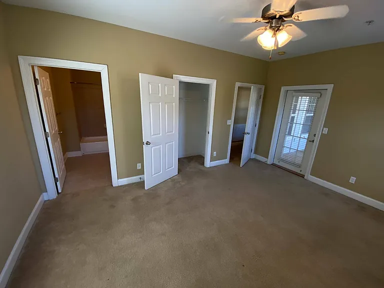 3218 Veterans Memorial Pkwy #3302 — Photo 6
