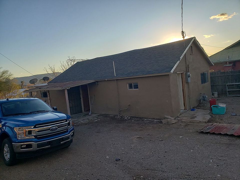 1st image of 370 N Kellner Ave