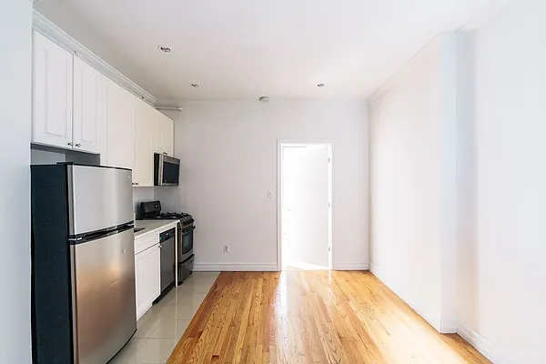 Rented by Sky Management | media 25