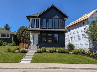 147 E Heston St NW, Calgary, AB T2K 2C5