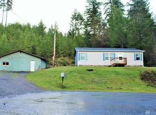 250 NE Rainbow Ln, Belfair, WA 98528