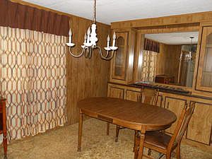 5th image of 8670 Pine Ct
