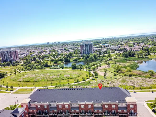 51 Hays Blvd Unit 19, Oakville, ON L6H 0J1