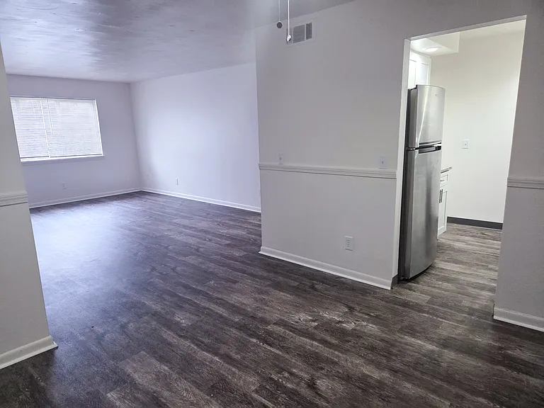 Imperial North Apartment Homes — Photo 7