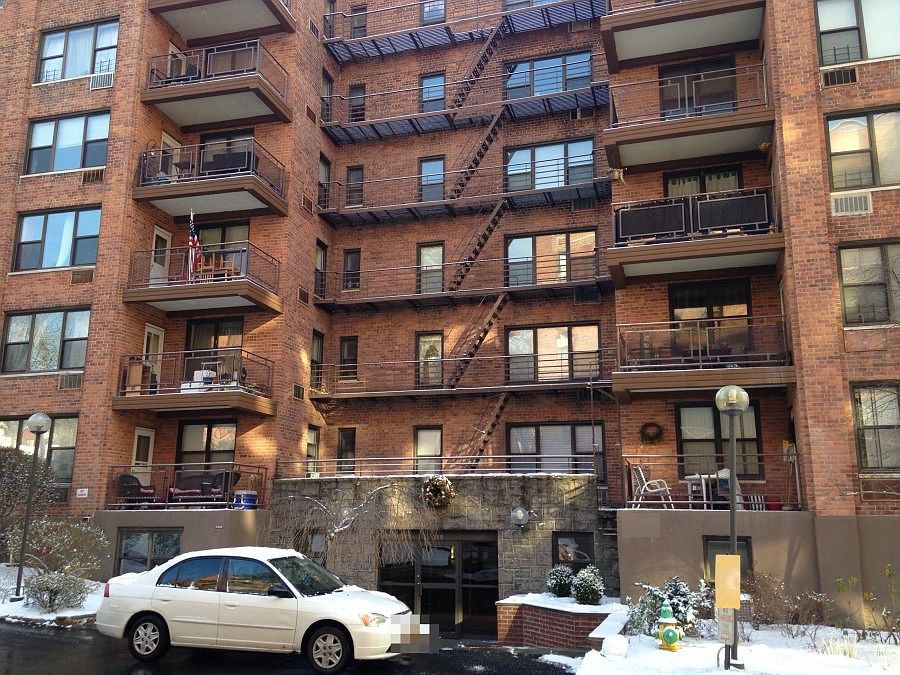 2nd image of 119 S Highland Ave APT 4J