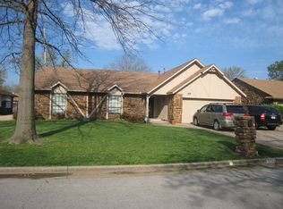 7742 S 72nd Pl E, Tulsa, OK 74133