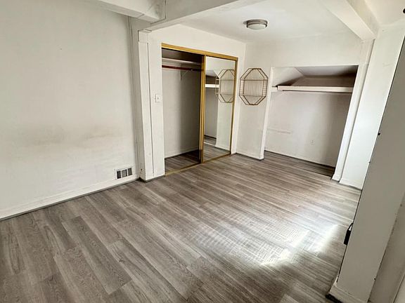 2nd image of 89 Farallones St