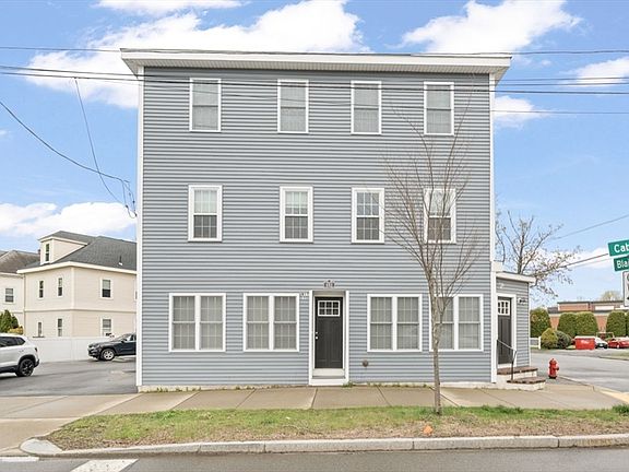 2nd image of 492 Cabot St #1A