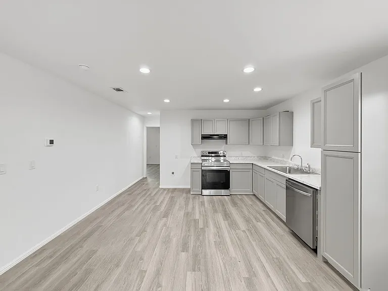 919 Arkansas River Dr — Photo 14