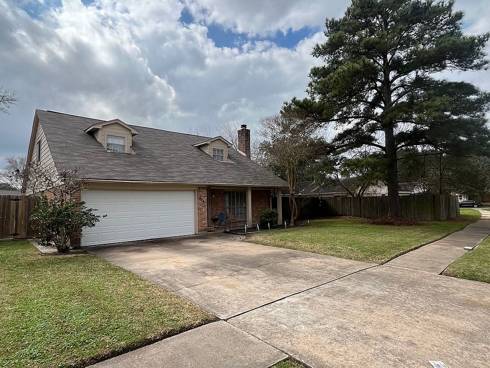 1st image of 826 Sundance Valley Dr