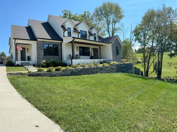 427 Avawam Dr, Richmond, KY 40475