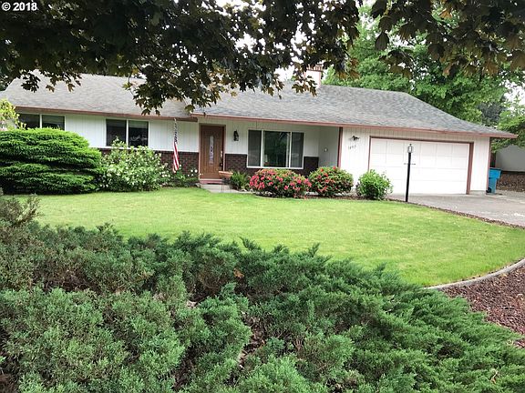 2nd image of 14913 NE Sorrel Dr