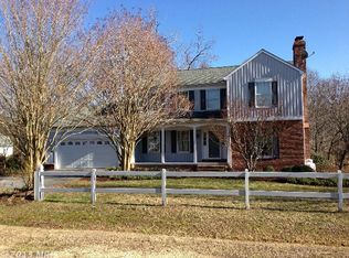 10055 Pages Ct, White Plains, MD 20695