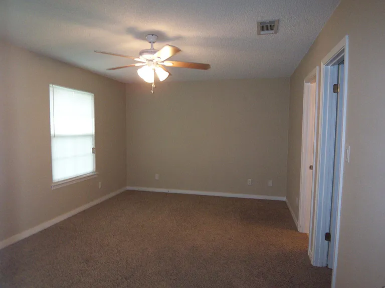 727 Valley Ridge Way — Photo 11