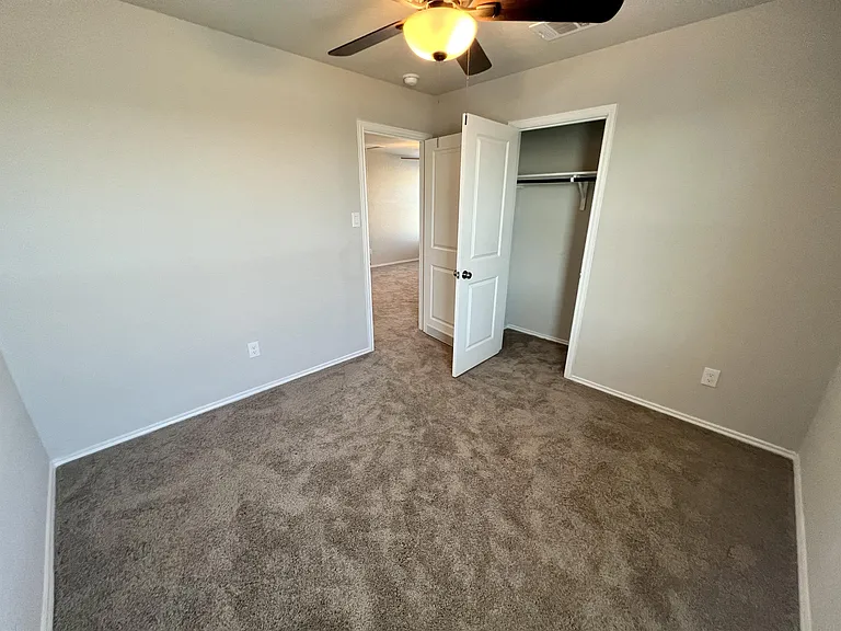 2824 Rosefinch — Photo 25