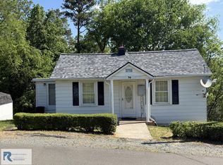 36 Community Cir, Milton, NC 27305