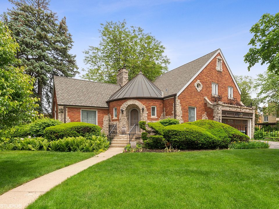 1st image of 6655 N Sauganash Ave