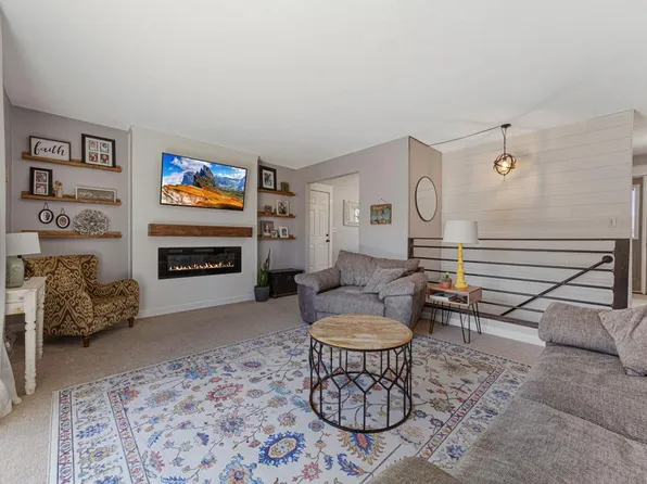 15105 County Road 5, Burnsville, MN 55306