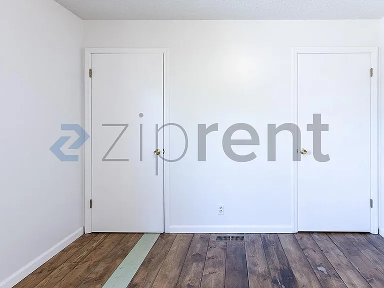 Primary Bedroom 4