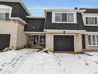 208 Harrogate Sq, Buffalo, NY, 14221