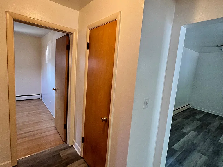 9437 Burlington Ave #3 — Photo 12