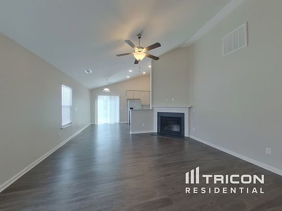 2nd image of 590 Pollyanna Dr