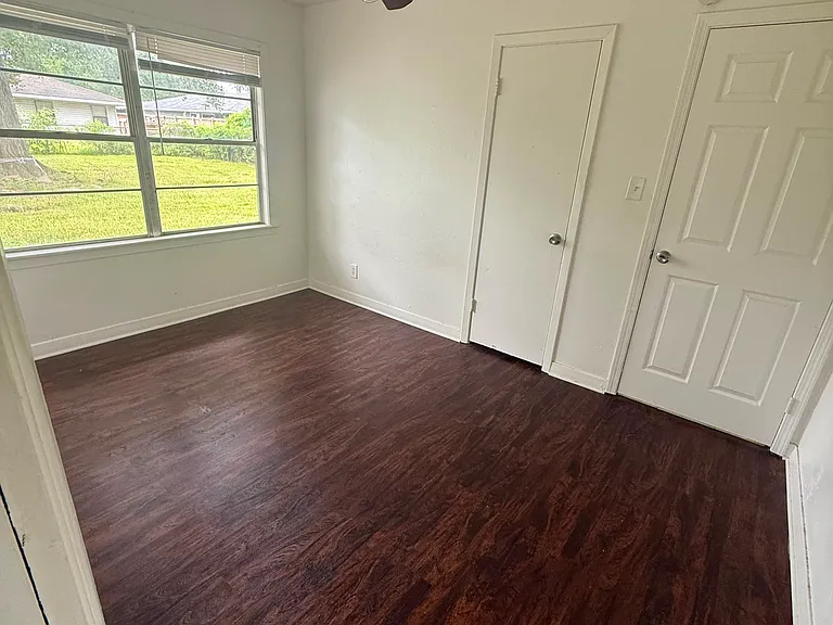 5720 Shivers Dr — Photo 6