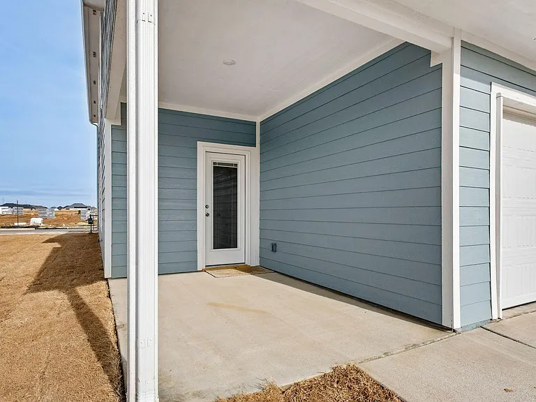 158 S Broyles St — Photo 12