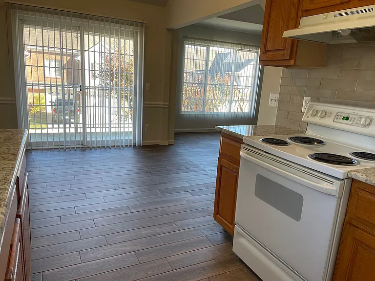 8170 W Annsbury Cir #10 — Photo 9
