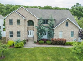 4 Gina Marie Ct, Wayne, NJ 07470