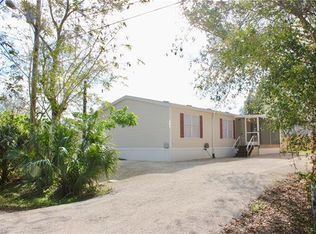 203 Monterey St, North Fort Myers, FL 33903