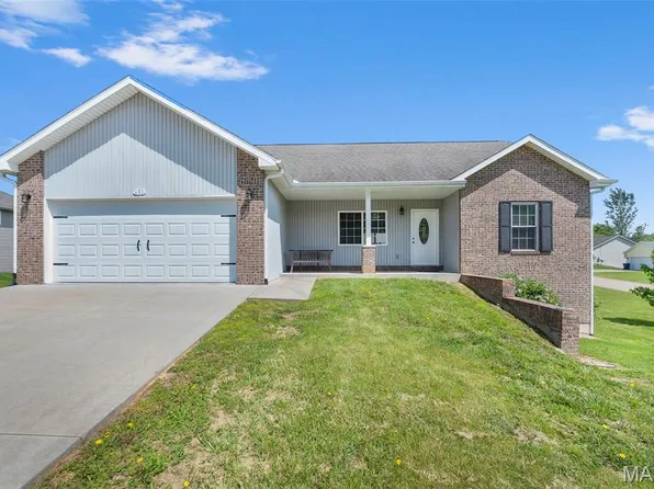 630 Oak Meadow Dr, Jackson, MO 63755