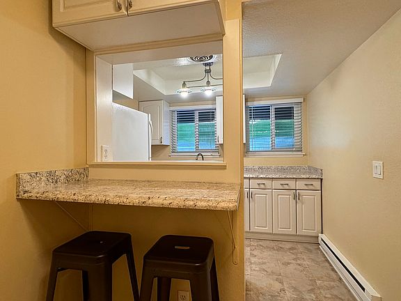 Breakfast Bar