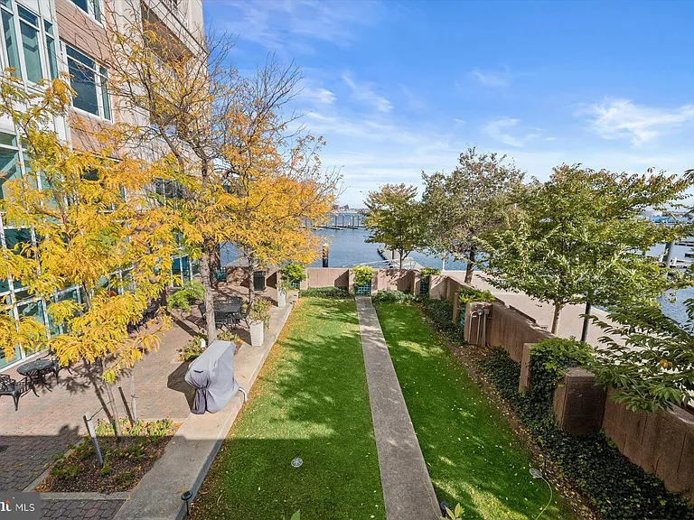 100 Harborview Dr #1901 — Photo 95