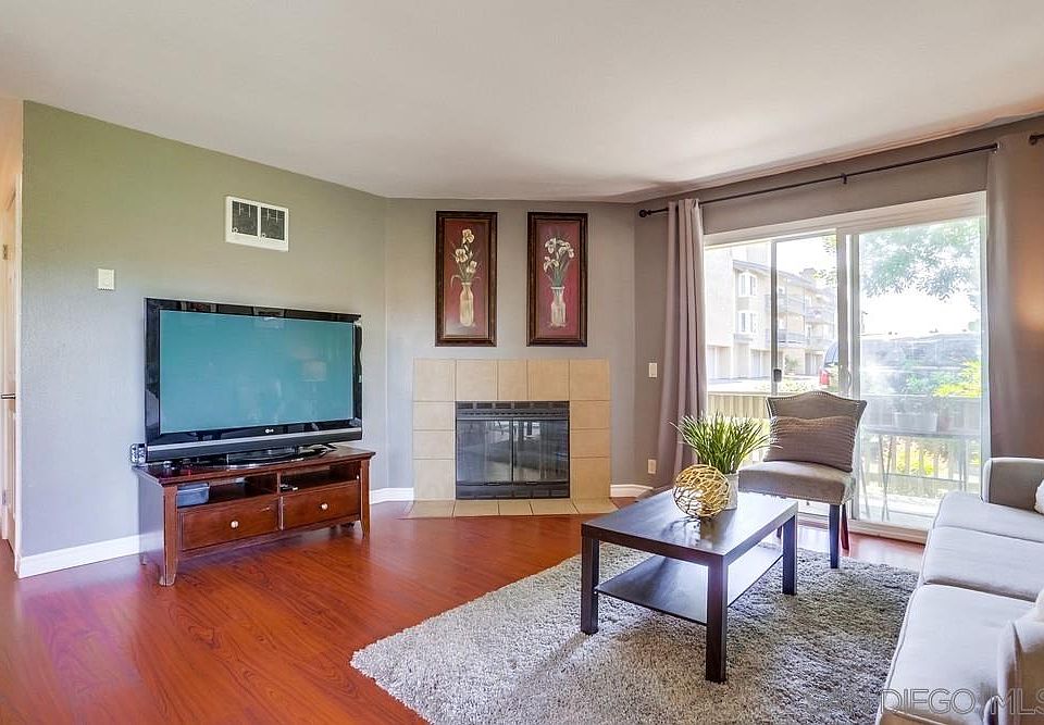 1st image of 225 W El Norte Pkwy Unit 132