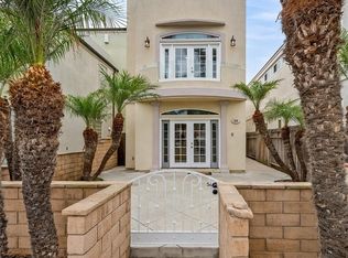 219 6th St, Huntington Beach, CA 92648