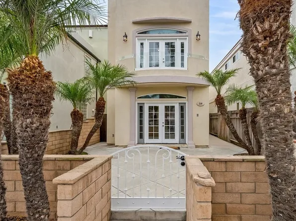 219 6th St, Huntington Beach, CA 92648