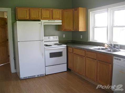 2nd image of 939 N Cochran Ave